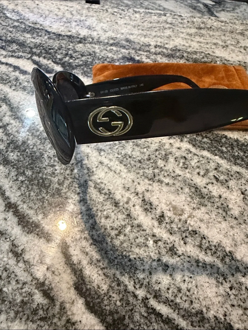Gucci stylish round